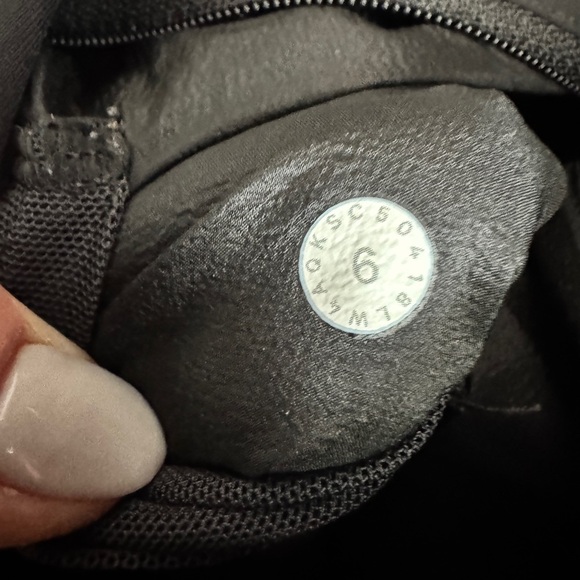 Lululemon Down For It All Pullover Jacket - Women’s Size 6 - Picture 2 of 7